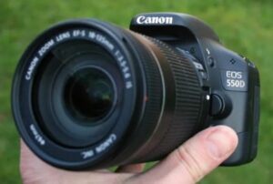 Canon EOS 550D Digital SLR Camera (inc 18-55 mm f/3.5-5.6 IS Lens Kit) Connectivity technology,