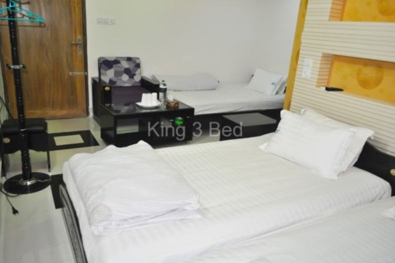 King 3 Bed